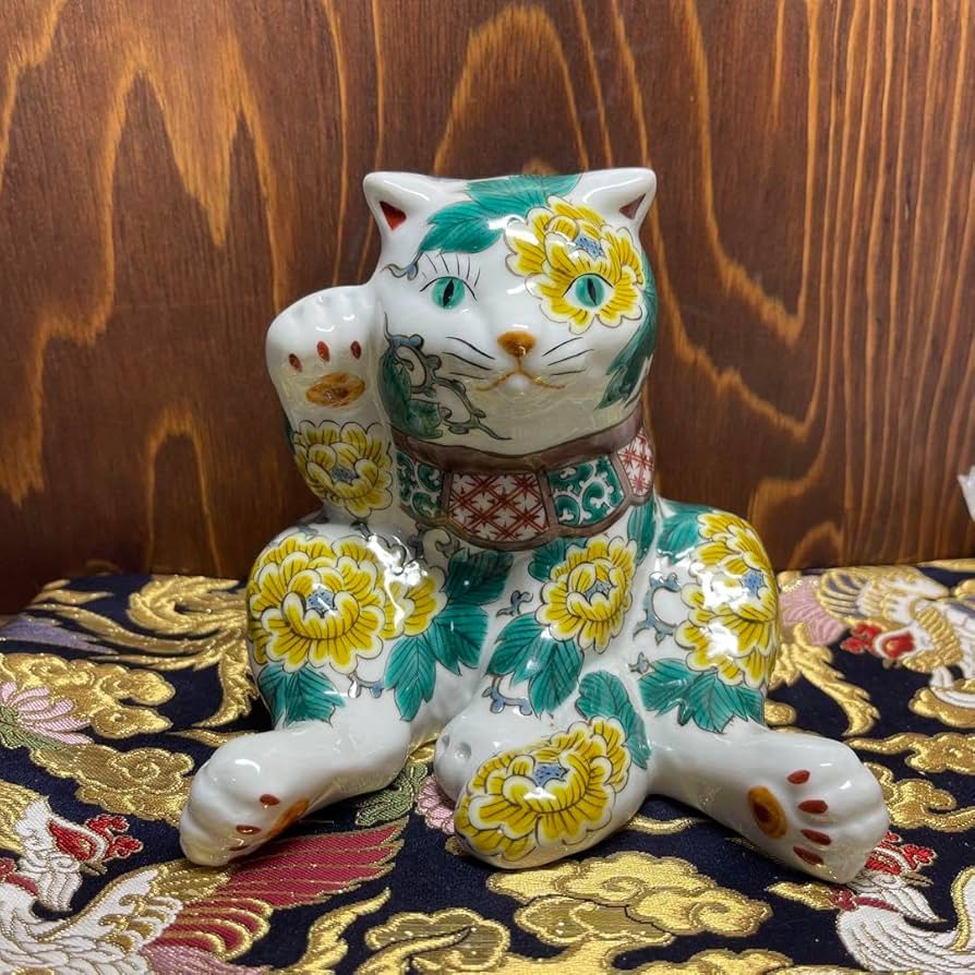 限定品【願いが叶う 開運 九谷焼】招き猫 右手 スコティッシュ 小色絵 糠川孝之 Amazon.co.jp: 限定品願いが叶う 開運 九谷焼招き猫 右手